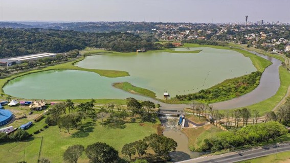 Casos de sucesso: cidades que implementaram drenagem sustentável