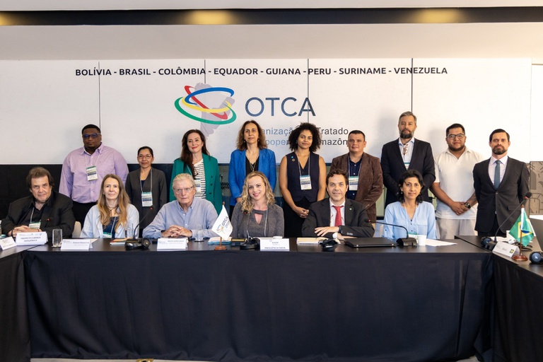 Representantes dos oito países amazônicos reunidos na OTCA para aprovação do mecanismo regional de gestão das águas em outubro de 2026. Foto: ANA/OTCA.